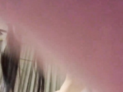 Lady_Viktoria достает пробку из задницы