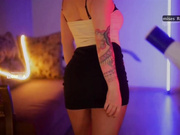 D_i_aM апскирт со сменой юбки