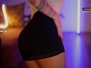 D_i_aM апскирт со сменой юбки