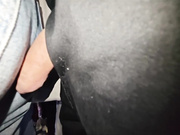 Кончил на жопу зрелой мамочки в автобусе