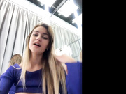 -Lana-Chester- в примерочной