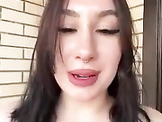BustyLina