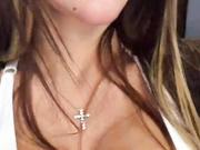 OrgazMia спалилась на камеру