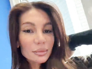 OrgazMia спалилась на камеру