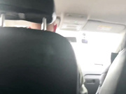 OrgazMia обнажила грудь в такси