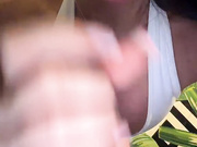 OrgazMia дрочит дилдо