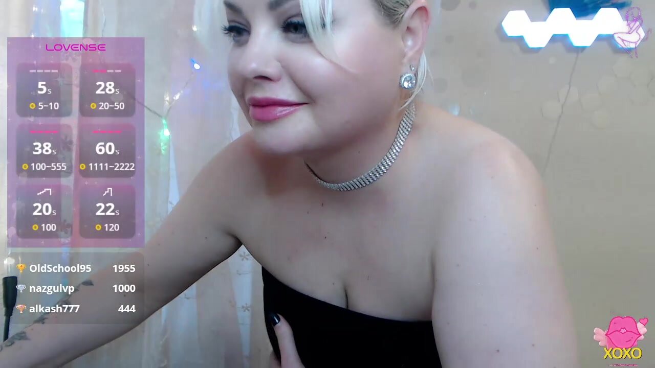 у JewellFairy болит жопа зрелую шлюху отшлепали в общем чате 22-02-2026