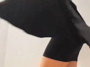 ParisHill в примерочной-5