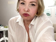 ilubove трахнула обе дырочки