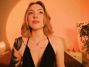 peach_in_stockings