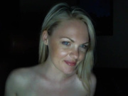 Blondexx