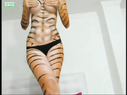 curvy Danielle тигрица