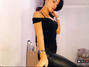 EVA2292 в кожаных штанах