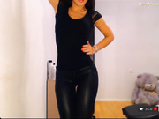 EVA2292 в кожаных штанах