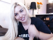 hotblondemilf лижет жопу мужику