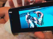 LADYCharmer сморит и комментирует порно