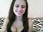 Naughtyslut показывает свои дырочки