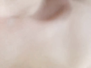 Kira показывает сиськи