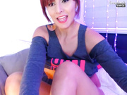 Meegan в футболке