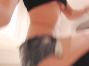 llexll в шортиках