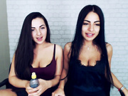 Alisha_&_Paige