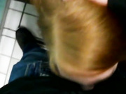 Отсасала в туалете))))