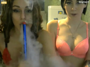 2BadGirls  Жестко порят попки