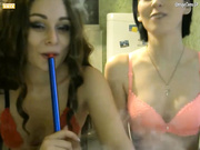 2BadGirls  Жестко порят попки